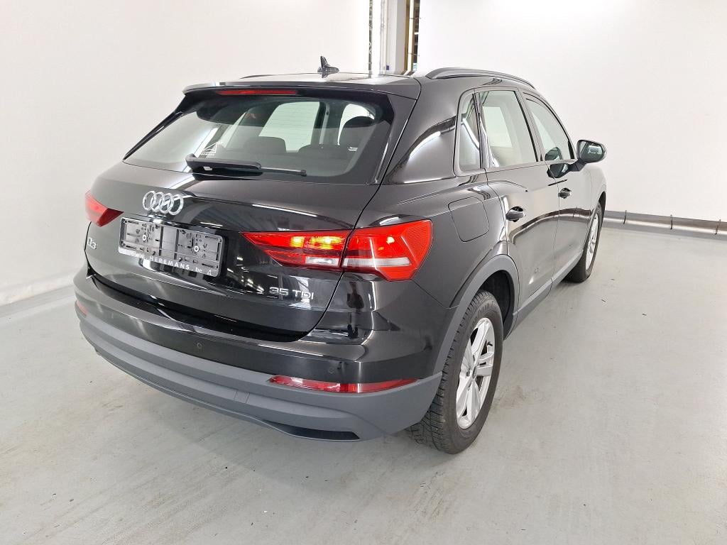 AUDI Q3 2.0 35 TDI S TRONIC BUSINESS EDITION photo