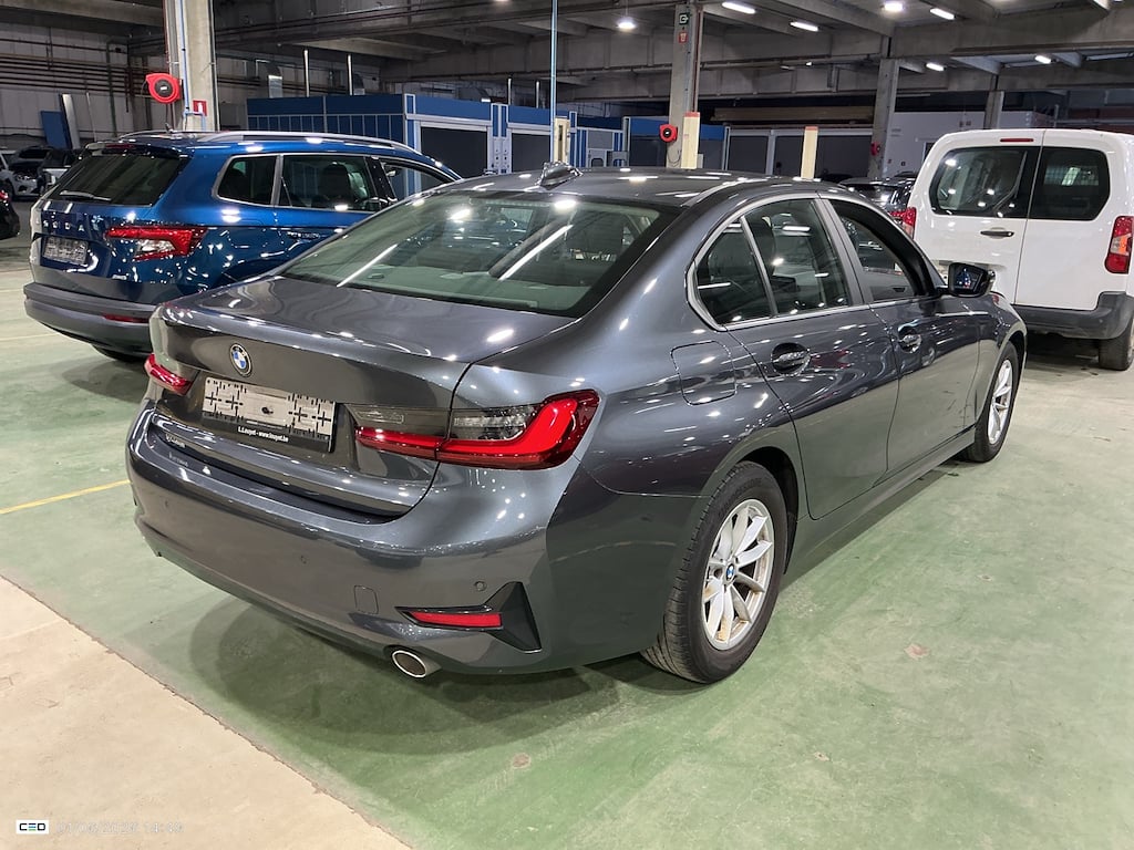 BMW 3 SERIES BERLINE 2.0 316D (90KW) BERLINE photo