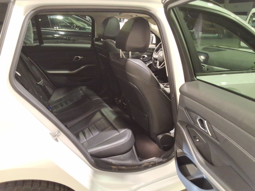 BMW 3 SERIES TOURING 2.0 320D (140KW) TOURING photo