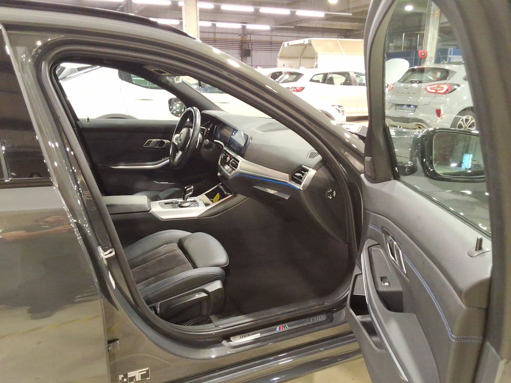 BMW 3 SERIES TOURING 2.0 320E TOURING photo