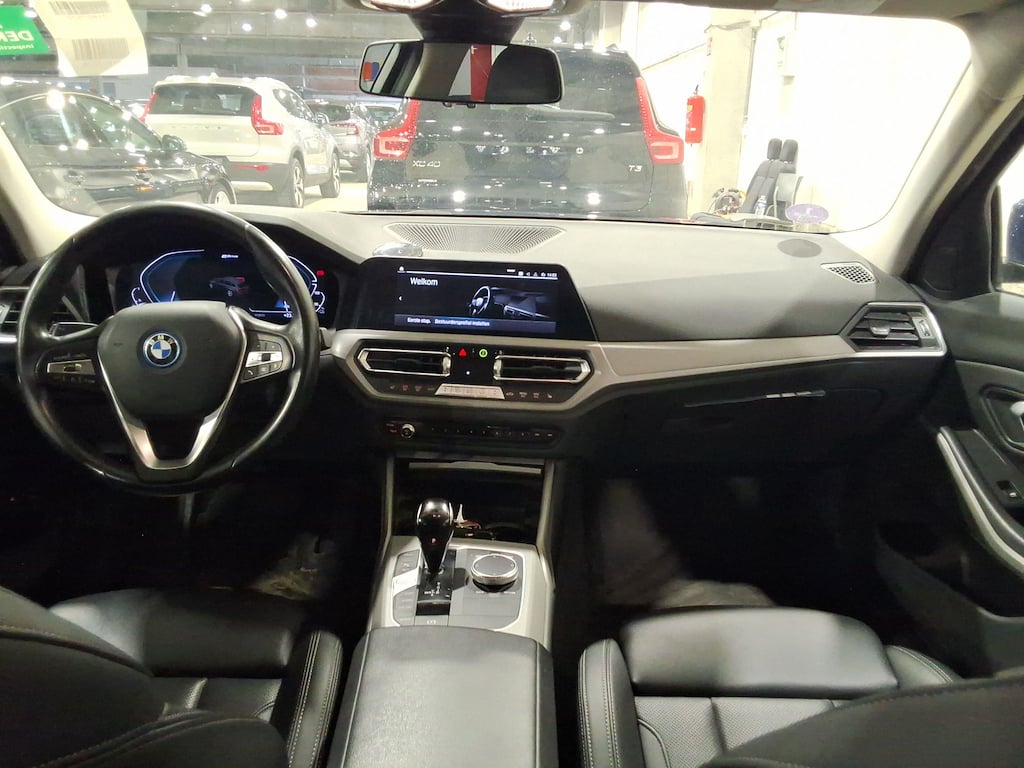 BMW 3 SERIES TOURING 2.0 320E TOURING photo