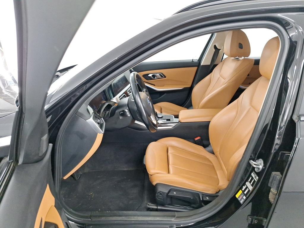 BMW 3 SERIES TOURING 2.0 330E (215KW) TOURING photo