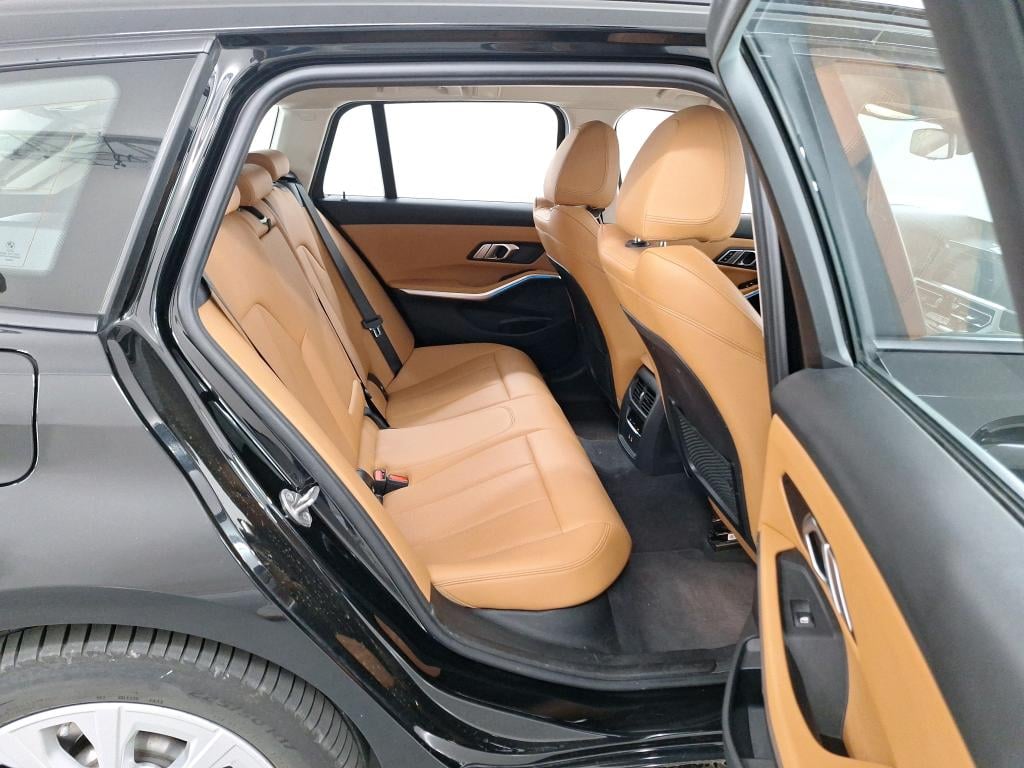 BMW 3 SERIES TOURING 2.0 330E (215KW) TOURING photo