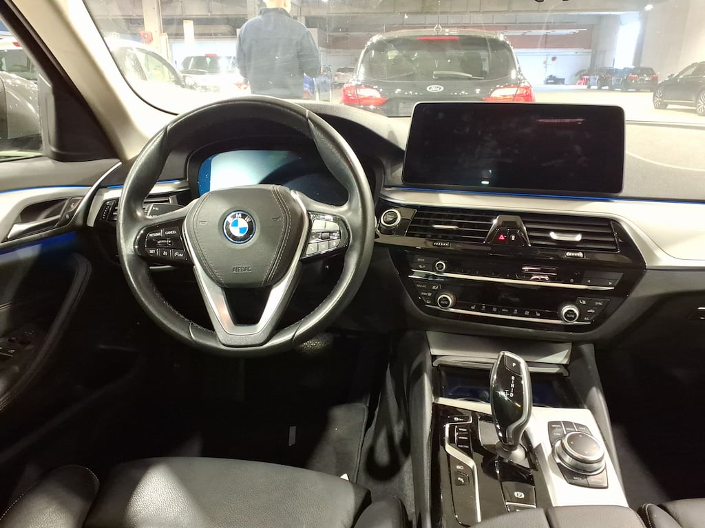 BMW 5 SERIES BERLINE 2.0 520E AUTO photo