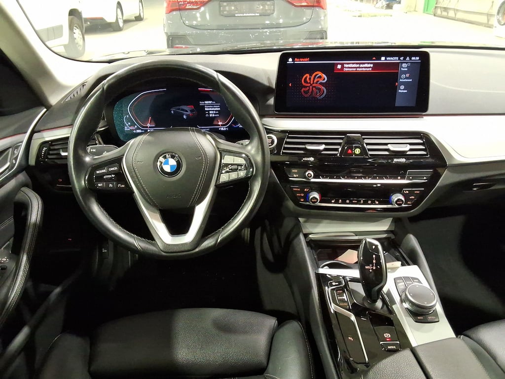 BMW 5 SERIES TOURING 2.0 520D 120KW TOURING AUTO photo