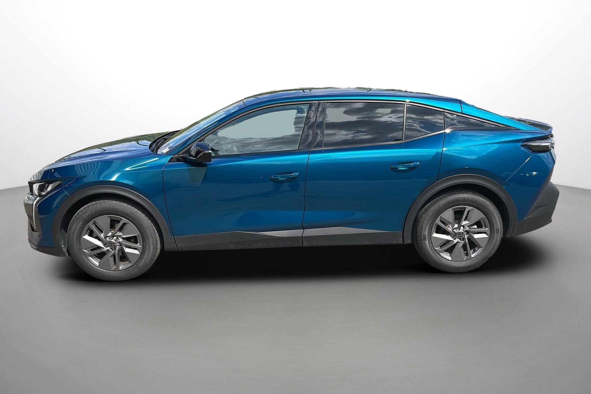 Peugeot 408 Hybrid 145 e-DCS6 Allure photo