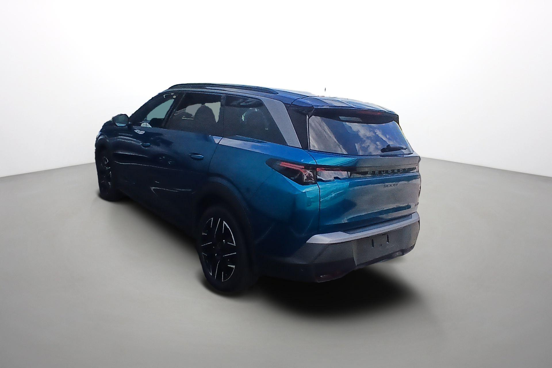 Peugeot 5008 HYBRID 145CH E-DCS6 GT photo