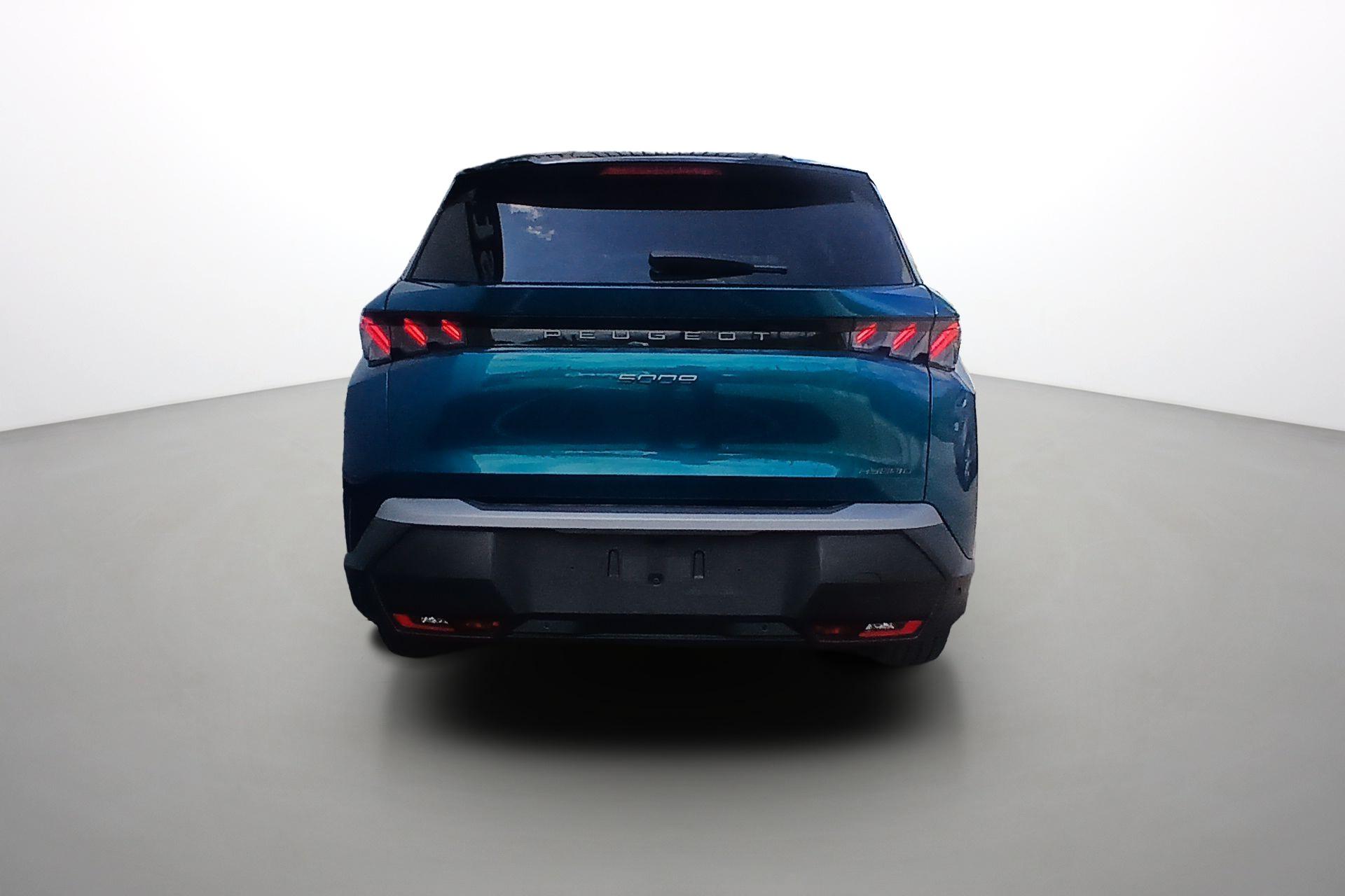 Peugeot 5008 HYBRID 145CH E-DCS6 GT photo