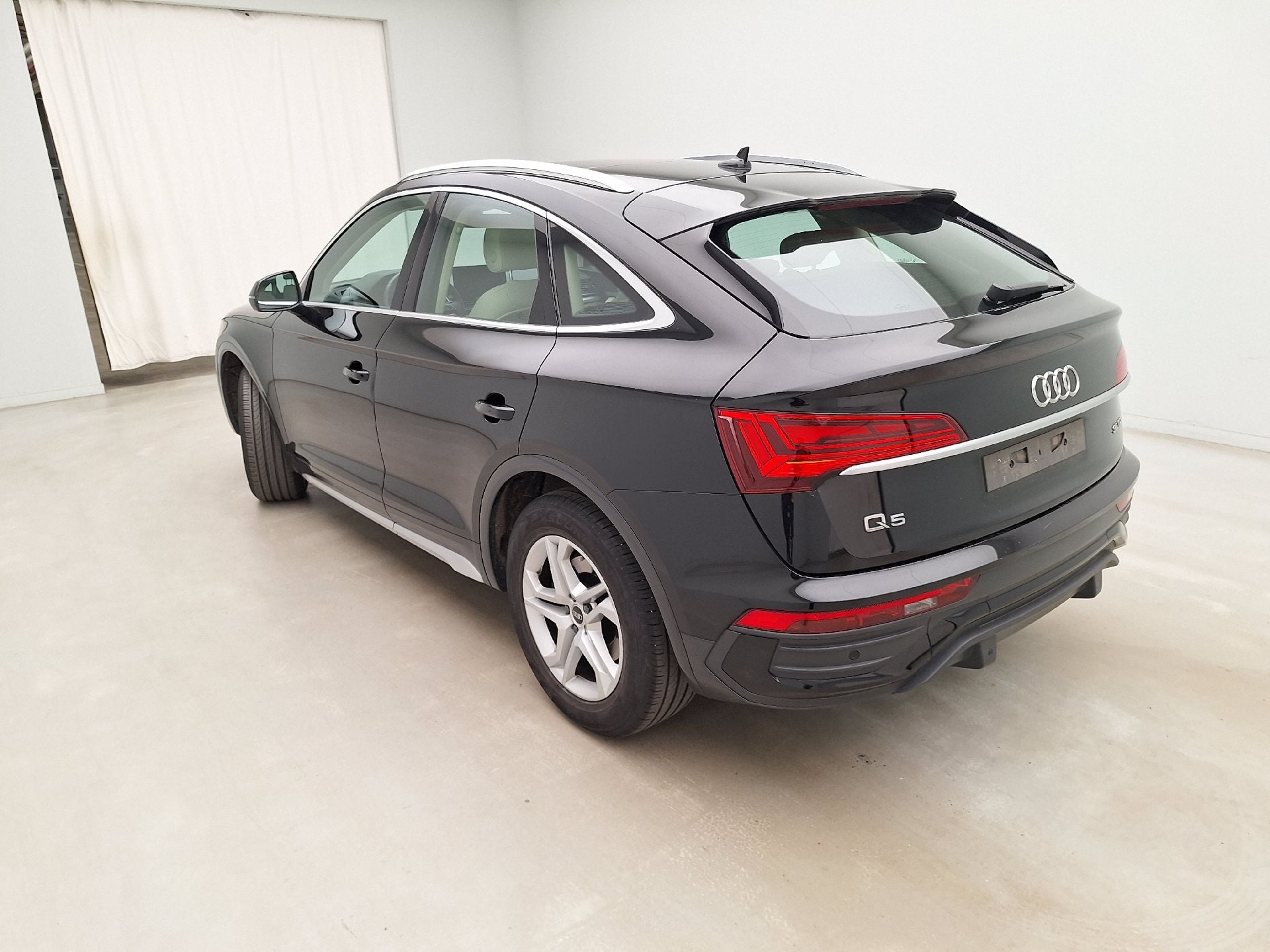 Audi, Q5 SB FL'20, Audi Q5 SPORTBACK Bus.Ed.Adv. 35 TDI S tronic 5d photo