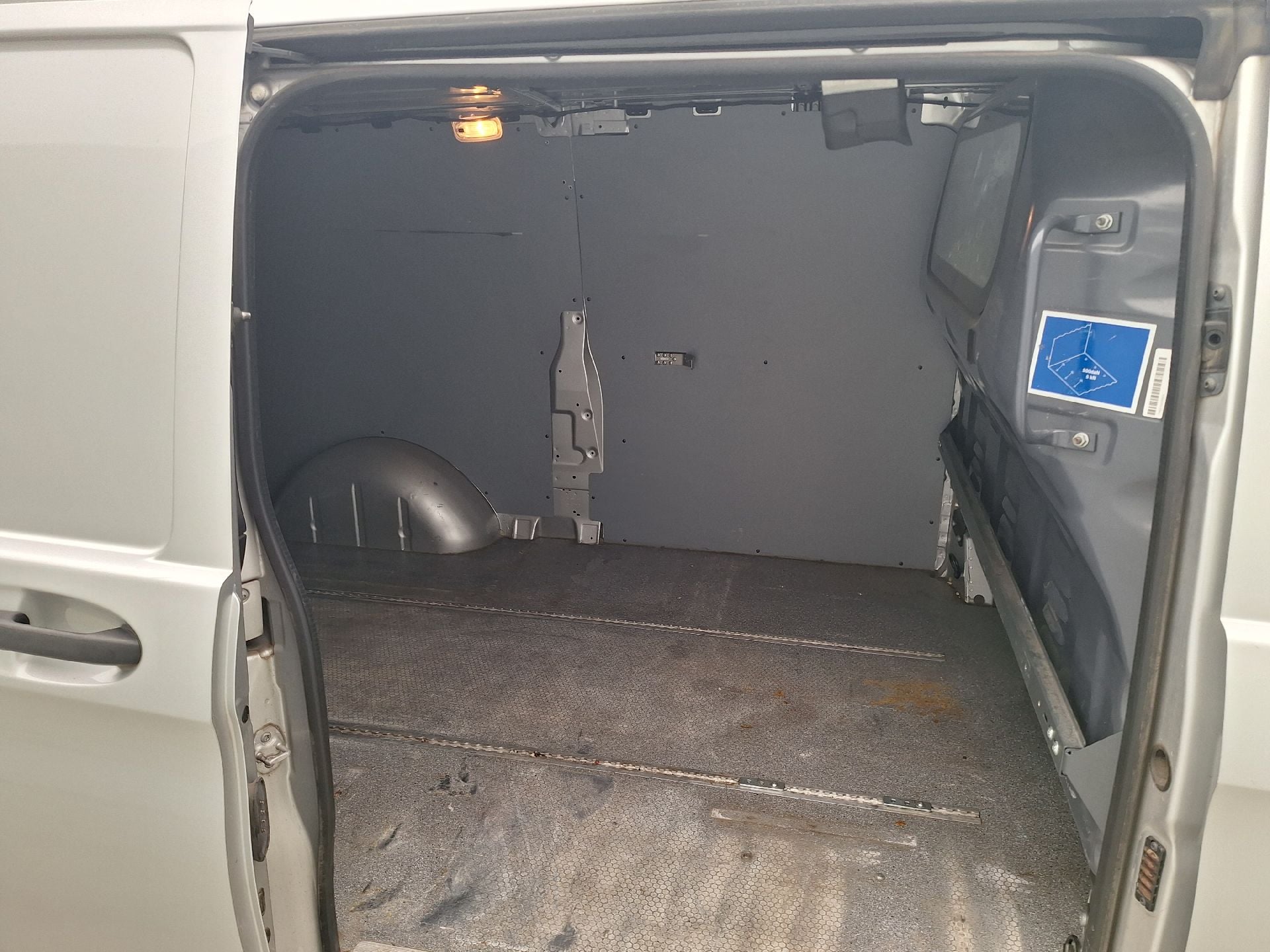 Mercedes, _Vito FL'20, Mercedes-Benz Vito 114 CDI 9G-TRONIC L3 3050 4d photo