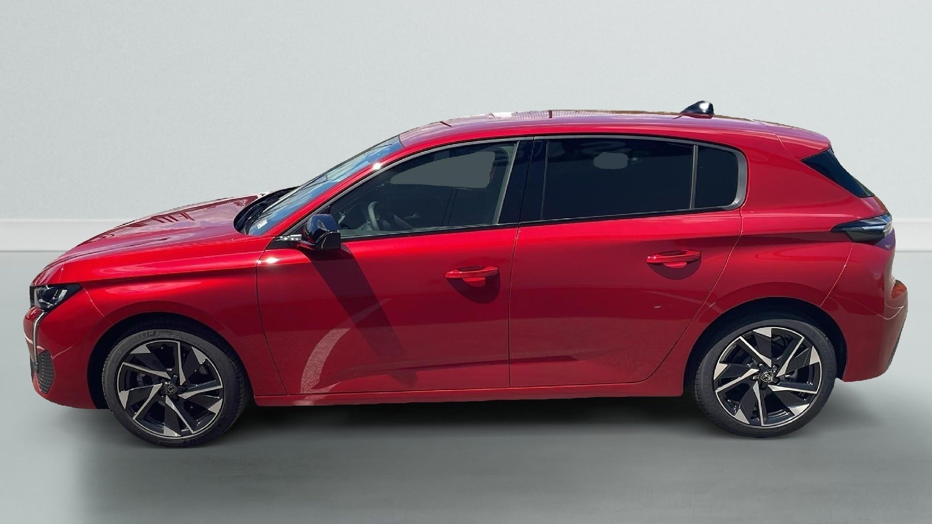 Peugeot 308 Hybrid 145 e-DCS6 Allure photo