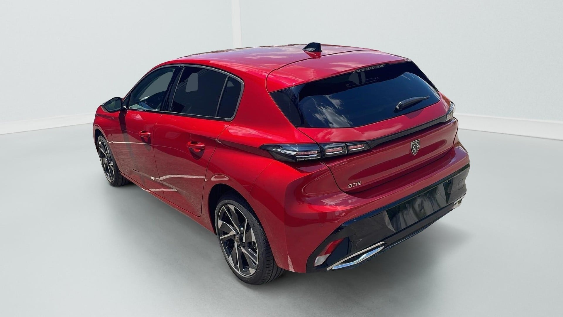 Peugeot 308 Hybrid 145 e-DCS6 Allure photo