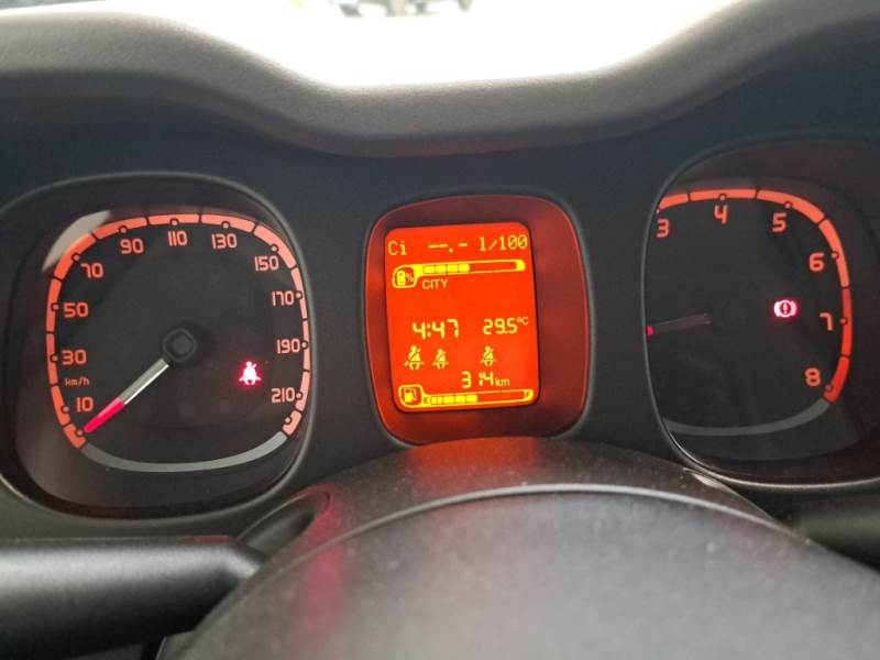 FIAT PANDA / 2011 / 5P / BERLINA 1.0 FIREFLY 70CV SeS HYBRID CITY LIFE photo