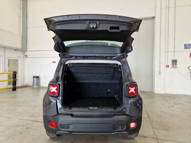 JEEP RENEGADE / 2018 / 5P / SUV 1.0 T3 120CV LIMITED photo