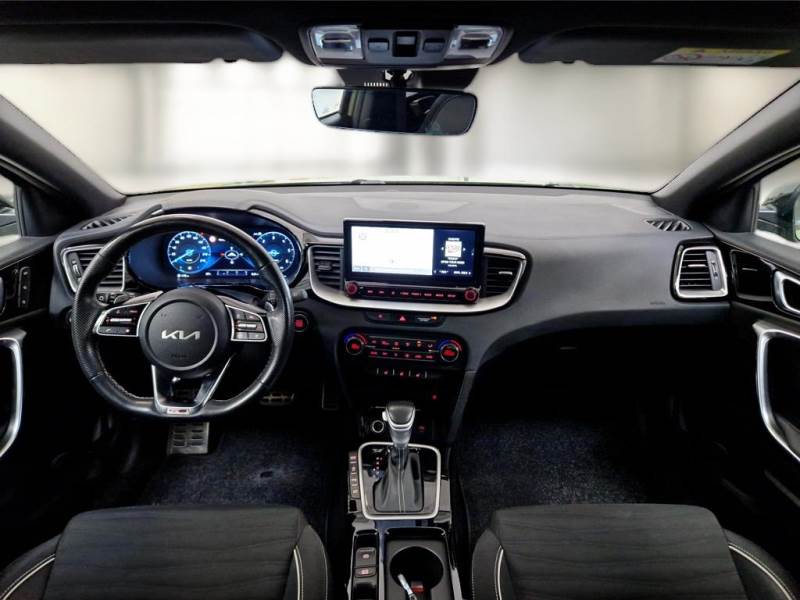 KIA XCEED / 2022 / 5P / CROSSOVER 1.6 CRDI 136 CV MHEV DCT GT-LINE photo