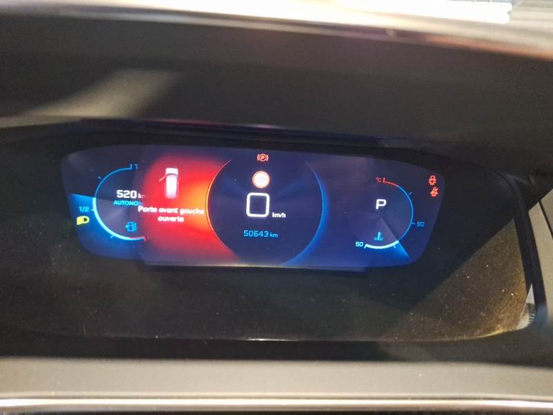 PEUGEOT 2008 / 2019 / 5P / CROSSOVER BLUEHDI 130 EAT8 ALLURE PACK S/S AUT. photo