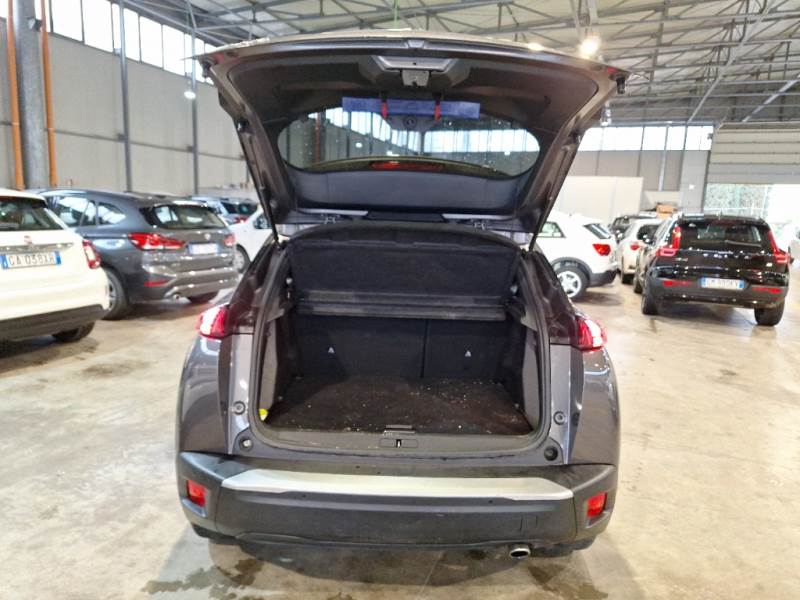 PEUGEOT 2008 / 2019 / 5P / CROSSOVER BLUEHDI 130 EAT8 ALLURE PACK S/S AUT. photo