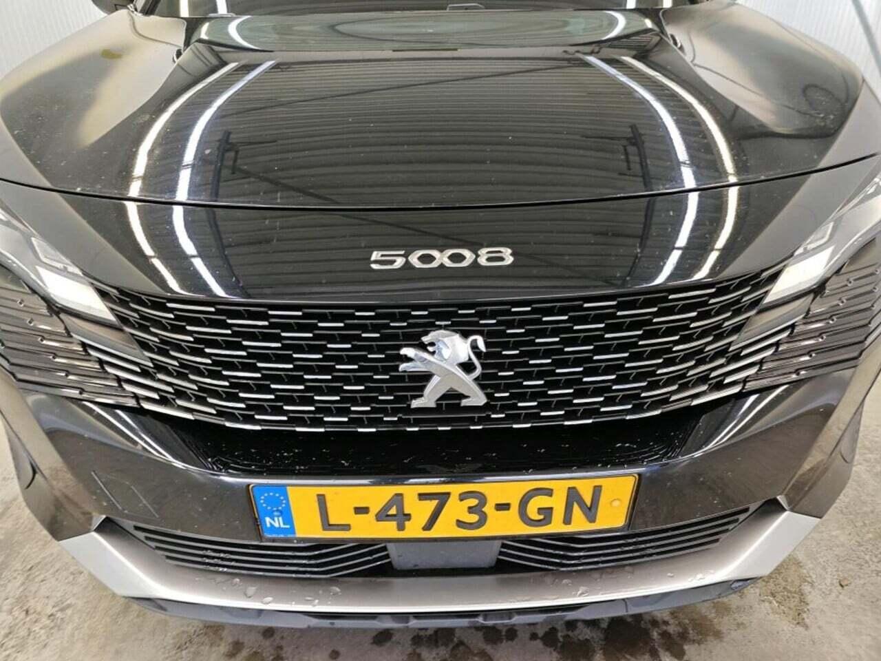 PEUGEOT 5008 1.2 PT Active Pack photo