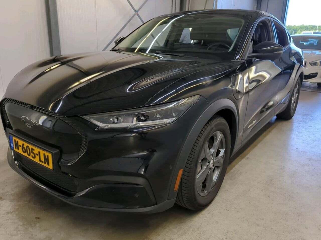 FORD Mustang Mach-E RWD 75 kWh
