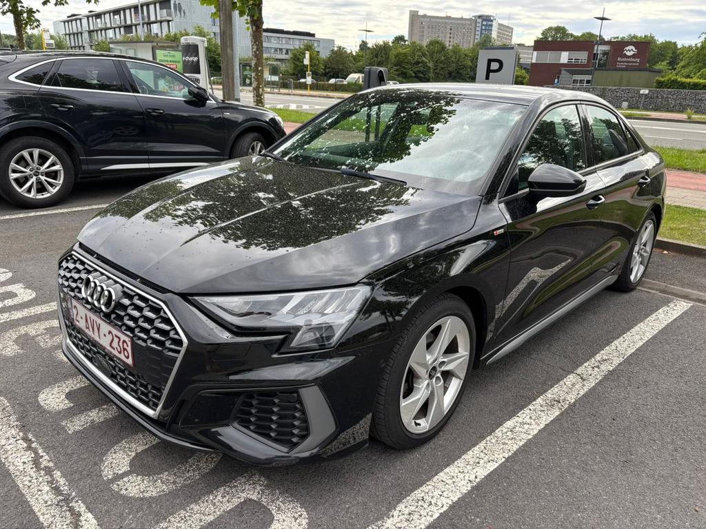 AUDI A3 Sedan A3 35 TFSI S line