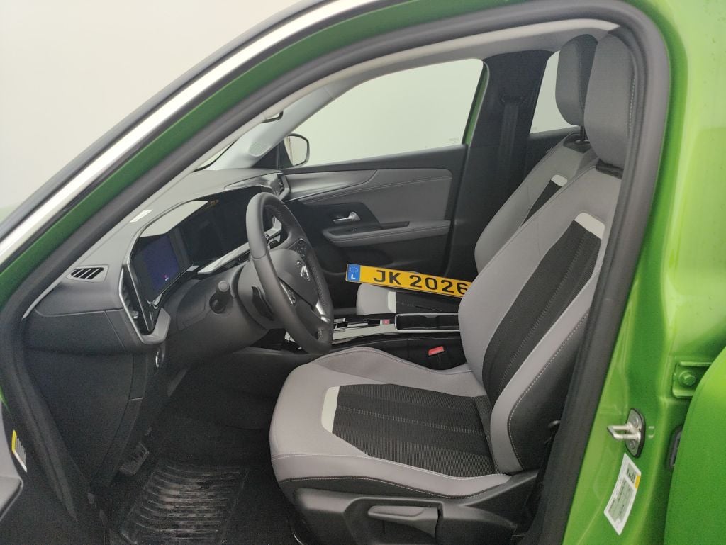 Opel Mokka 1.2 Turbo MHEV 100kW Edition eDCT 5d photo