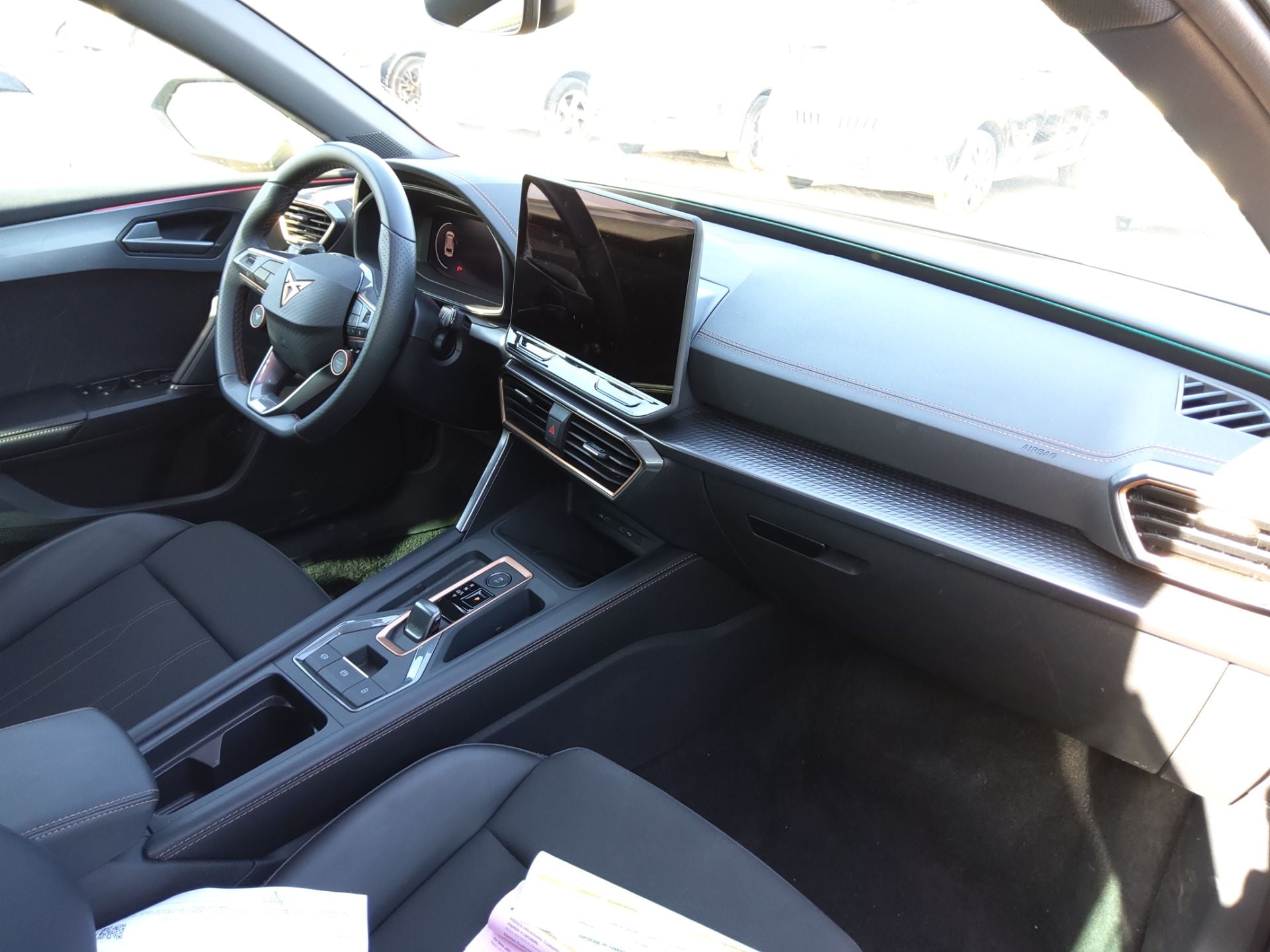 CUPRA Leon 1.5 eTSI DSG 150cv automatico SportsTourer photo