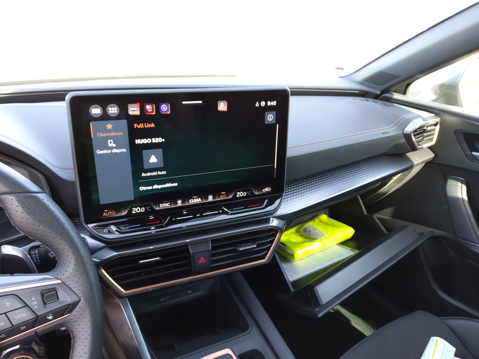 CUPRA Leon 1.5 eTSI DSG 150cv automatico SportsTourer photo