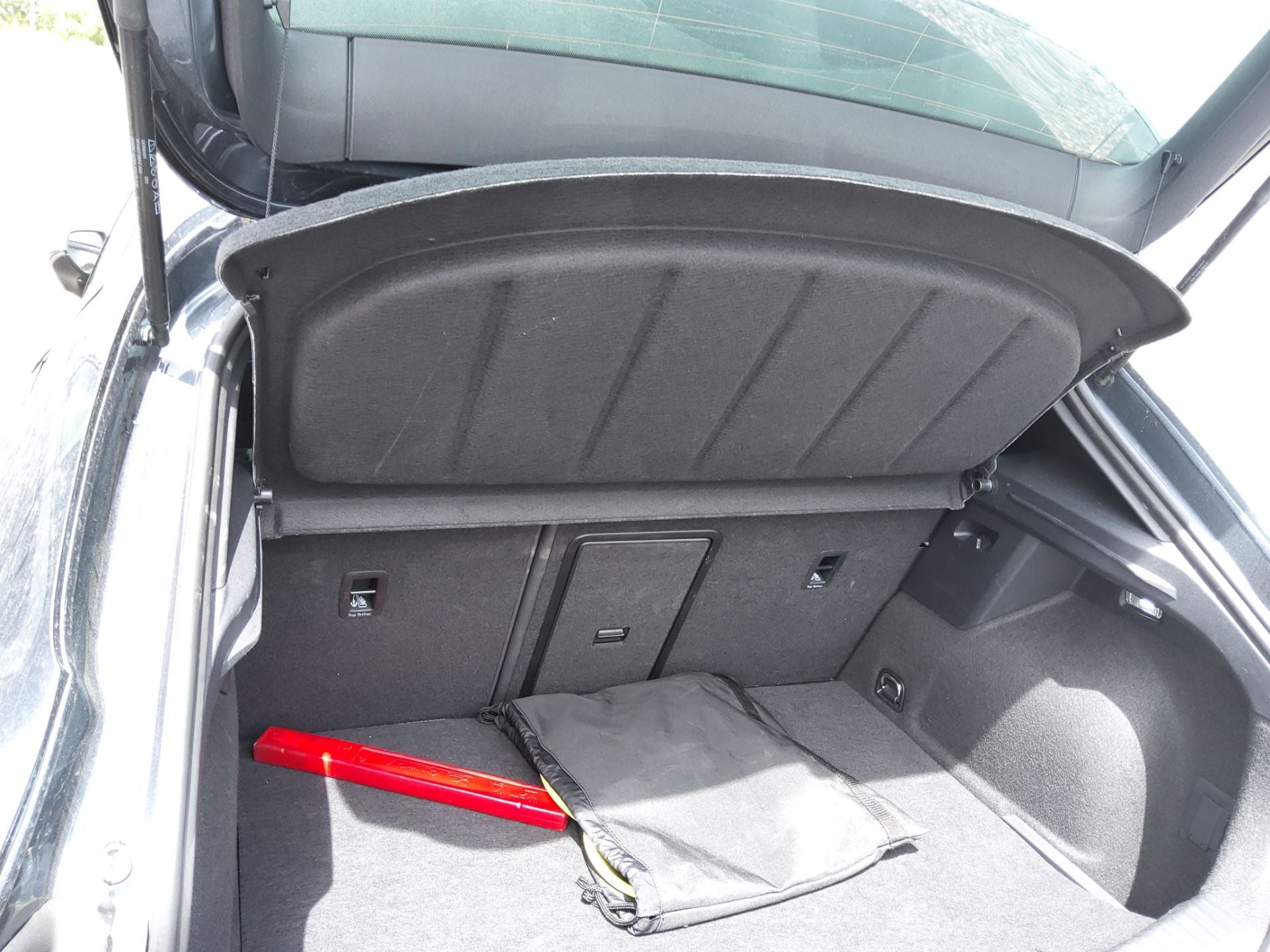 CUPRA Leon 1.5 PHEV DSG 205cv 5P AutomÃ¡tico (Winterpack) photo