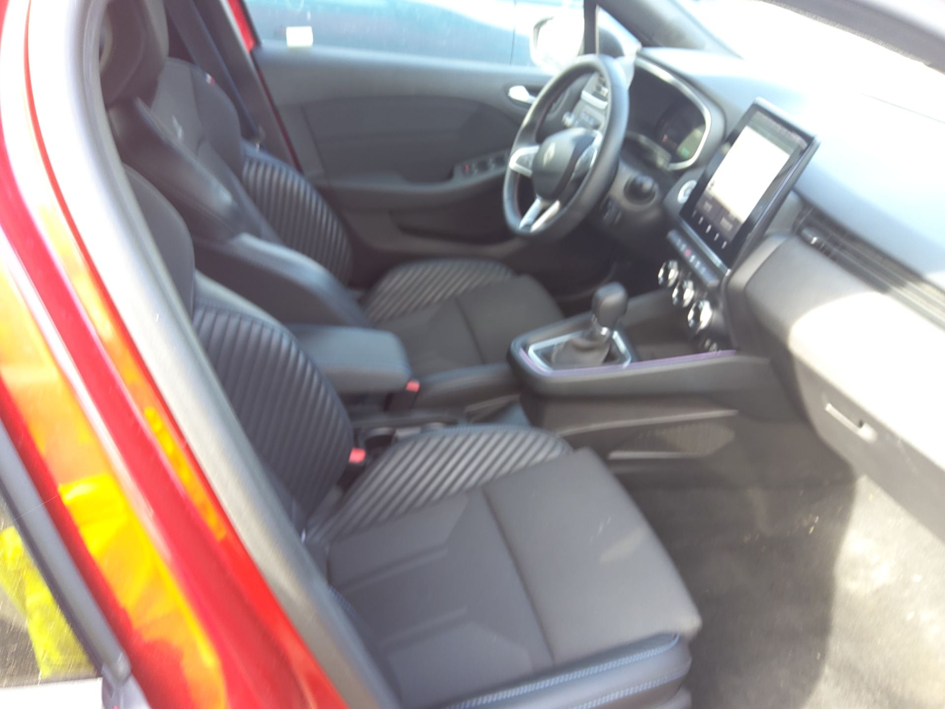 RENAULT Clio esprit Alpine full hybrid 145 (103Kw) AutomÃ¡tico E-tech photo