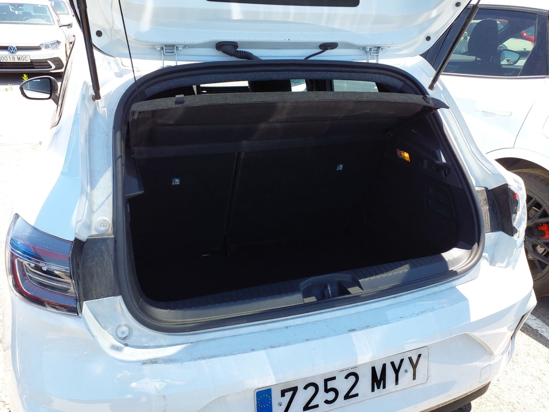 RENAULT Clio Tce 90cv (67kW) Manual Techno photo