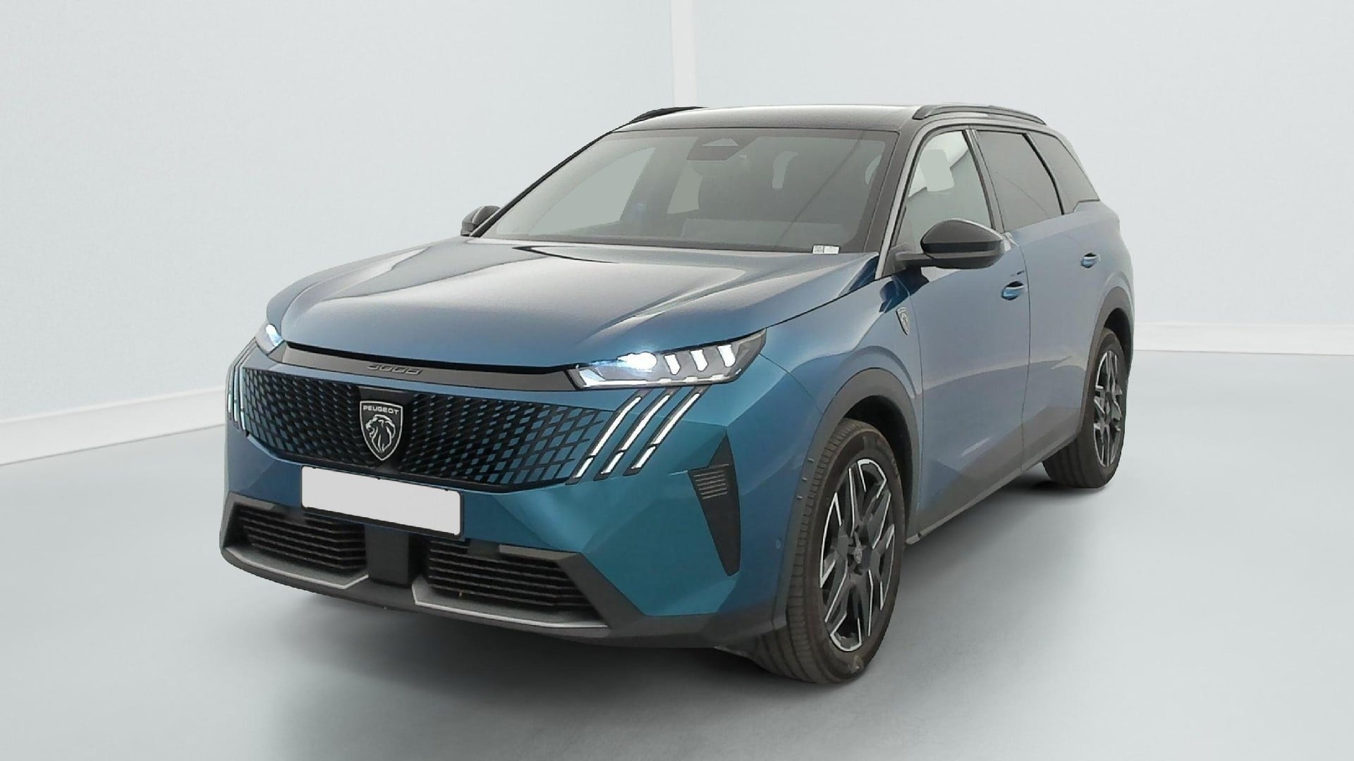 Peugeot 5008 GT Hybrid 145ch E-DCS6 photo