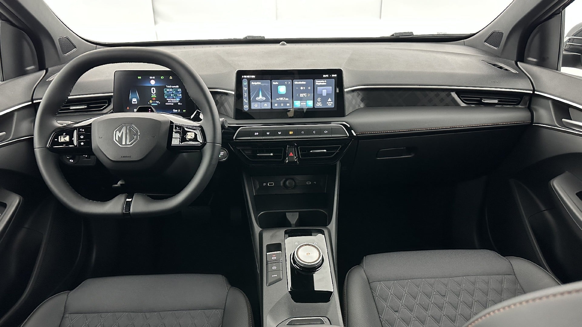 MG MG3 Luxury 1.5 Hybrid+ 195ch photo