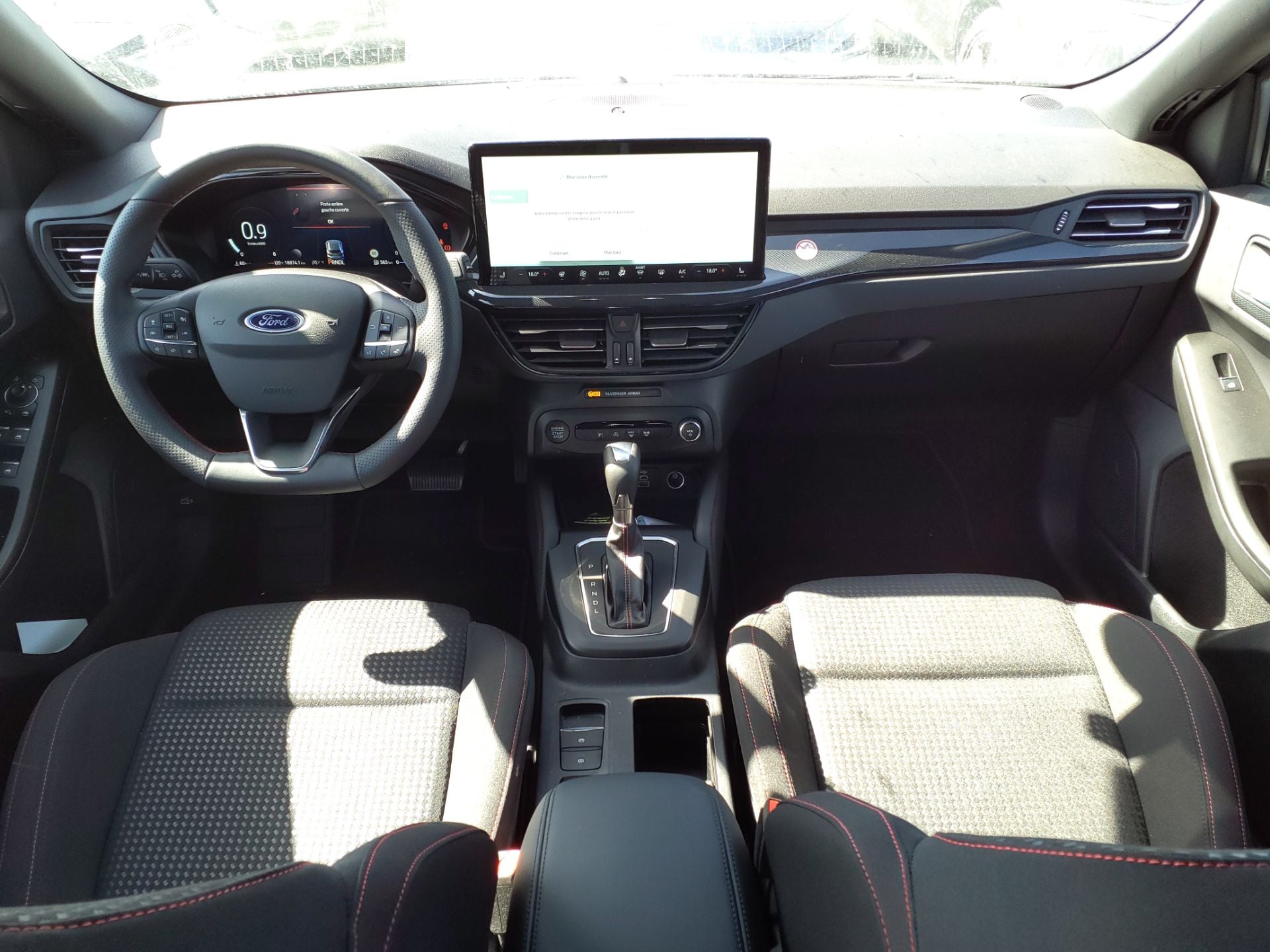 FORD Focus Sportbreak 1.0 Ecoboost 114KW 155CV S6.2 ST-LINE X(Winterpack) photo
