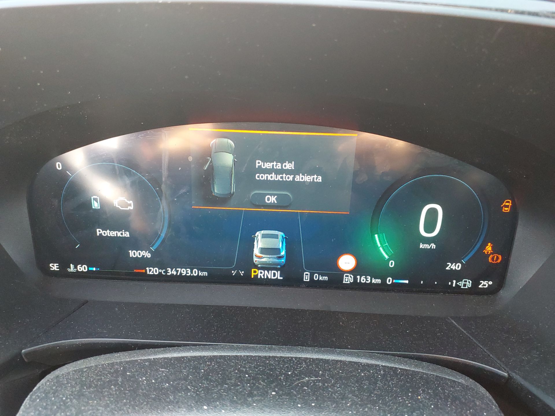 FORD Kuga 2.5 243CV AutomÃ¡tico   ST-LINE X(Pano-Roof + Winterpack) photo
