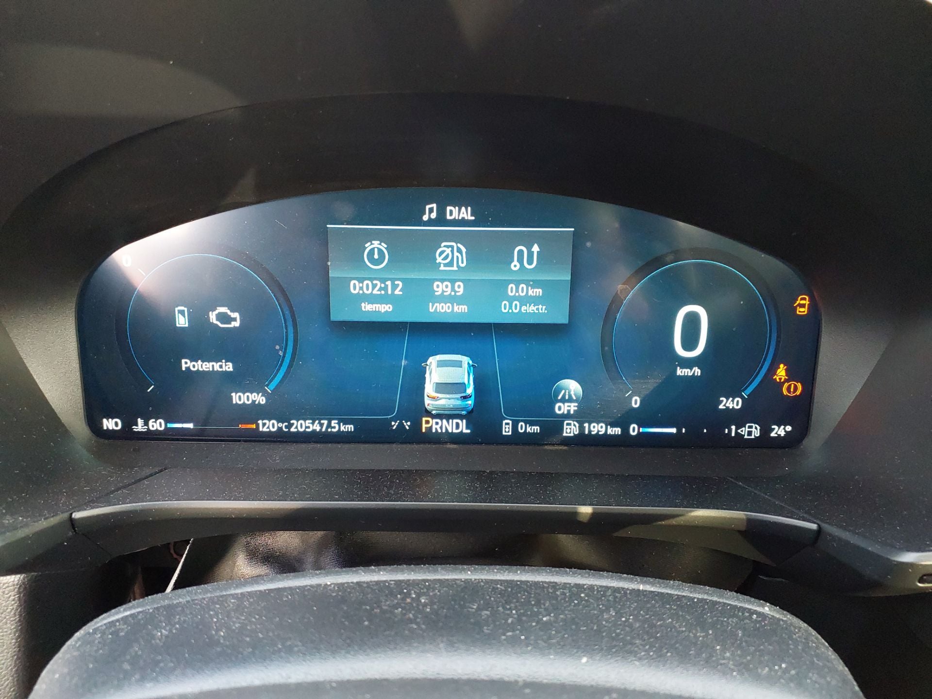FORD Kuga 2.5 PHEV 243cv Automatico WT gancho St Line X(Pano-Roof + Winterpack + Tow bar) photo