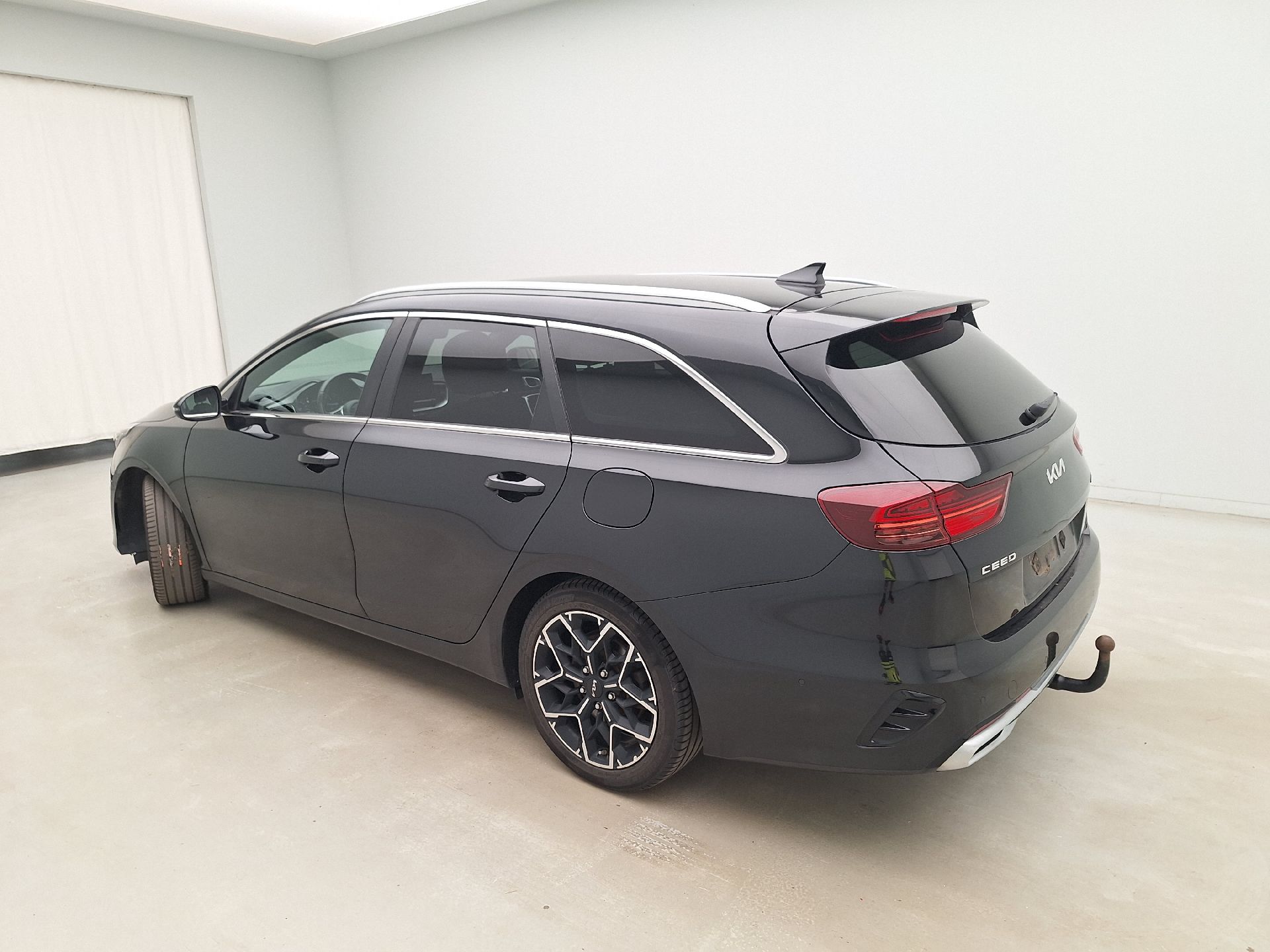 Kia, Ceed SW FL'21, KIA cee'd Sportswagon GT Line 1.6 CRDi 136 MHEV DC photo