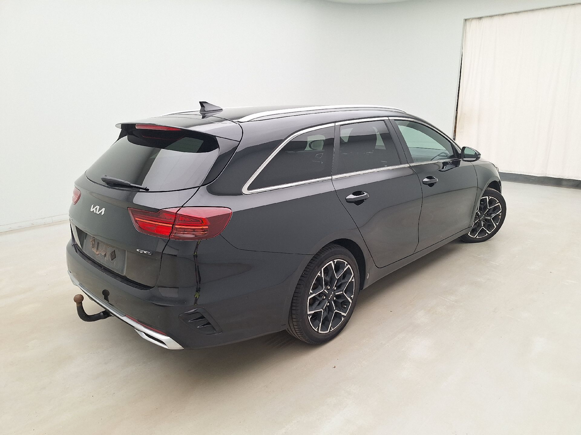 Kia, Ceed SW FL'21, KIA cee'd Sportswagon GT Line 1.6 CRDi 136 MHEV DC photo
