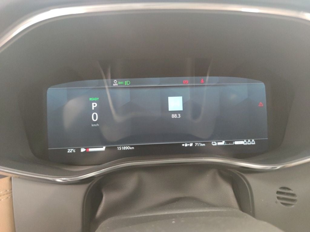 Jaguar F-Pace P400e AWD Auto S 5d photo