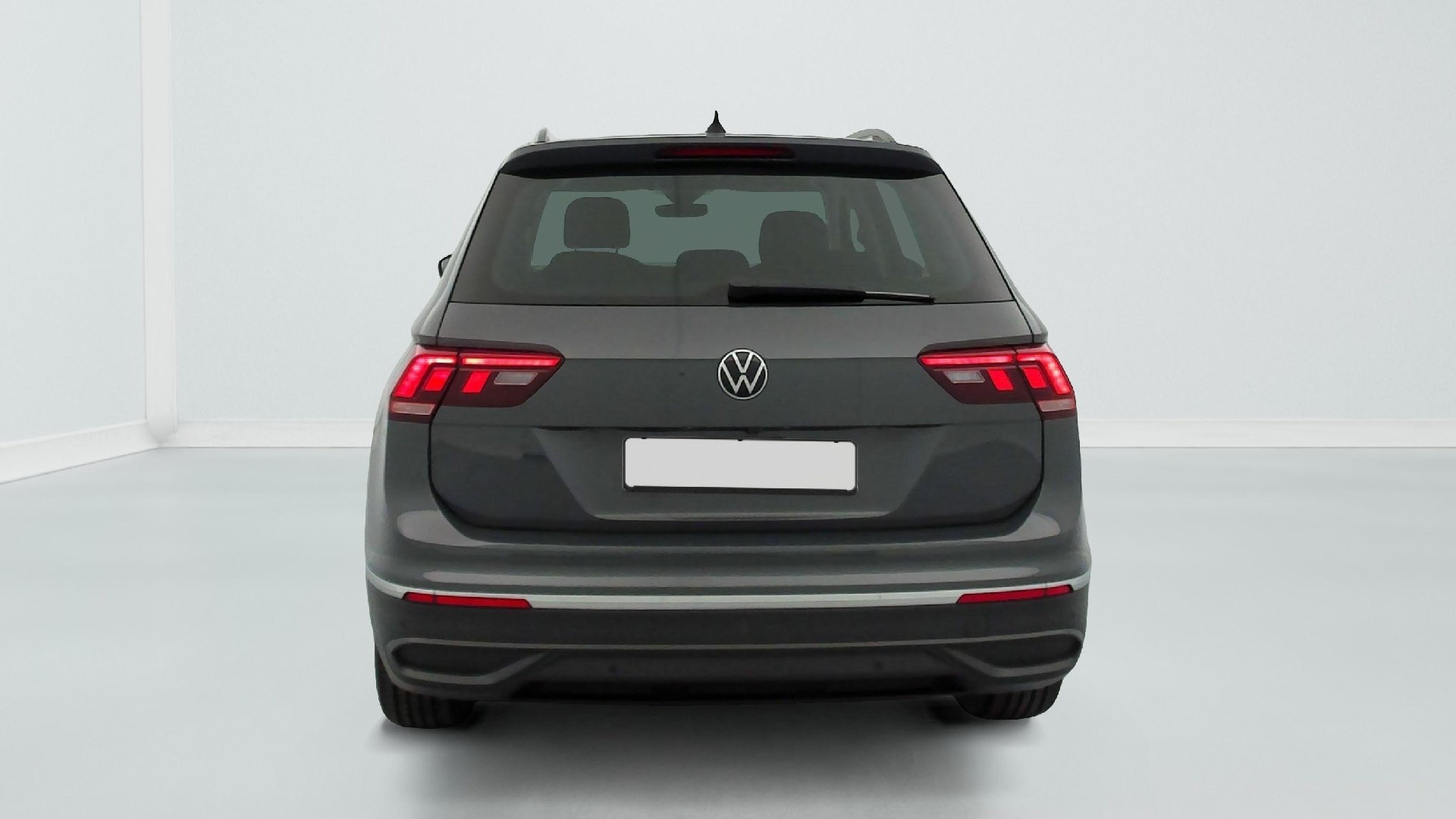 Volkswagen Tiguan Life Plus 2.0 TDI 150ch DSG7 photo