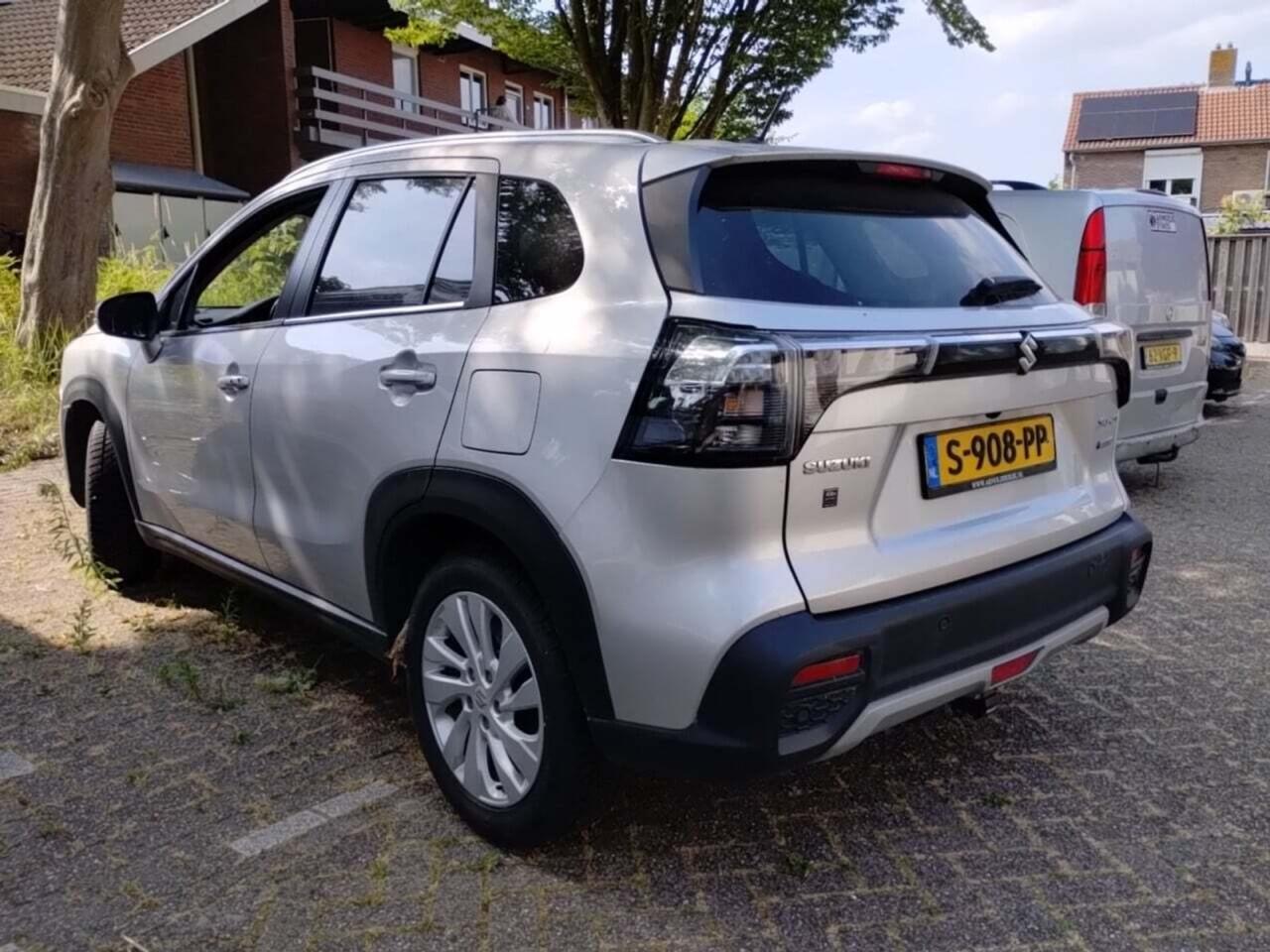 SUZUKI S-Cross 1.4 Boosterjet Select Smart Hybrid photo