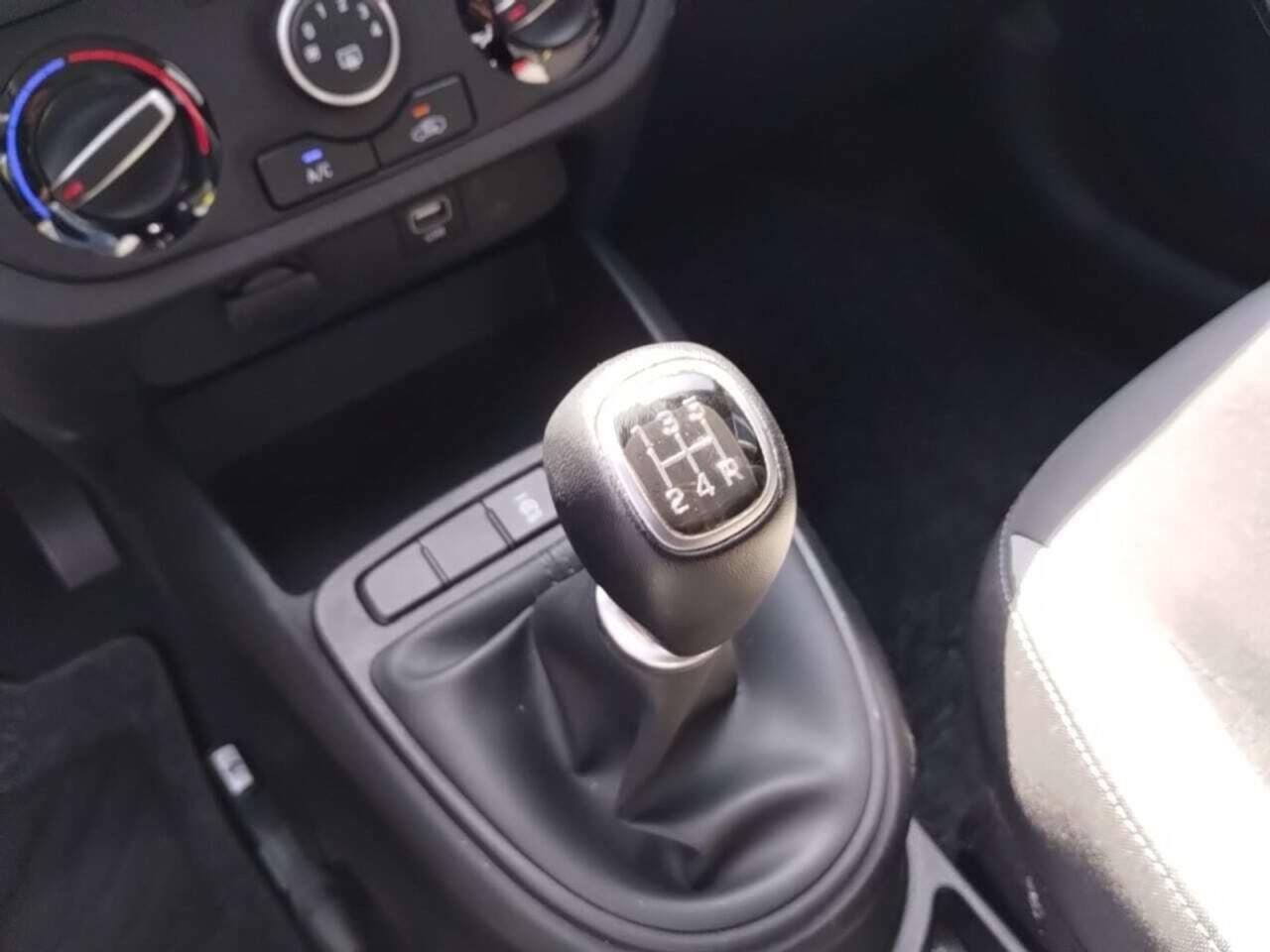HYUNDAI I10 1.0 Comfort photo