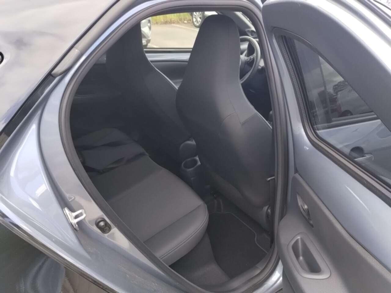 TOYOTA Aygo X 1.0 VVT-i S-CVT Premium photo