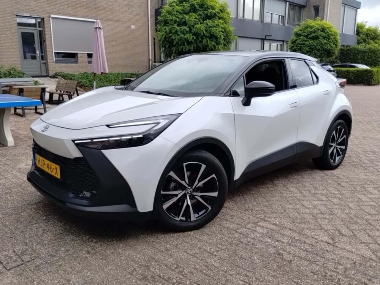 TOYOTA C-HR 1.8 Hybrid 140 First Edition
