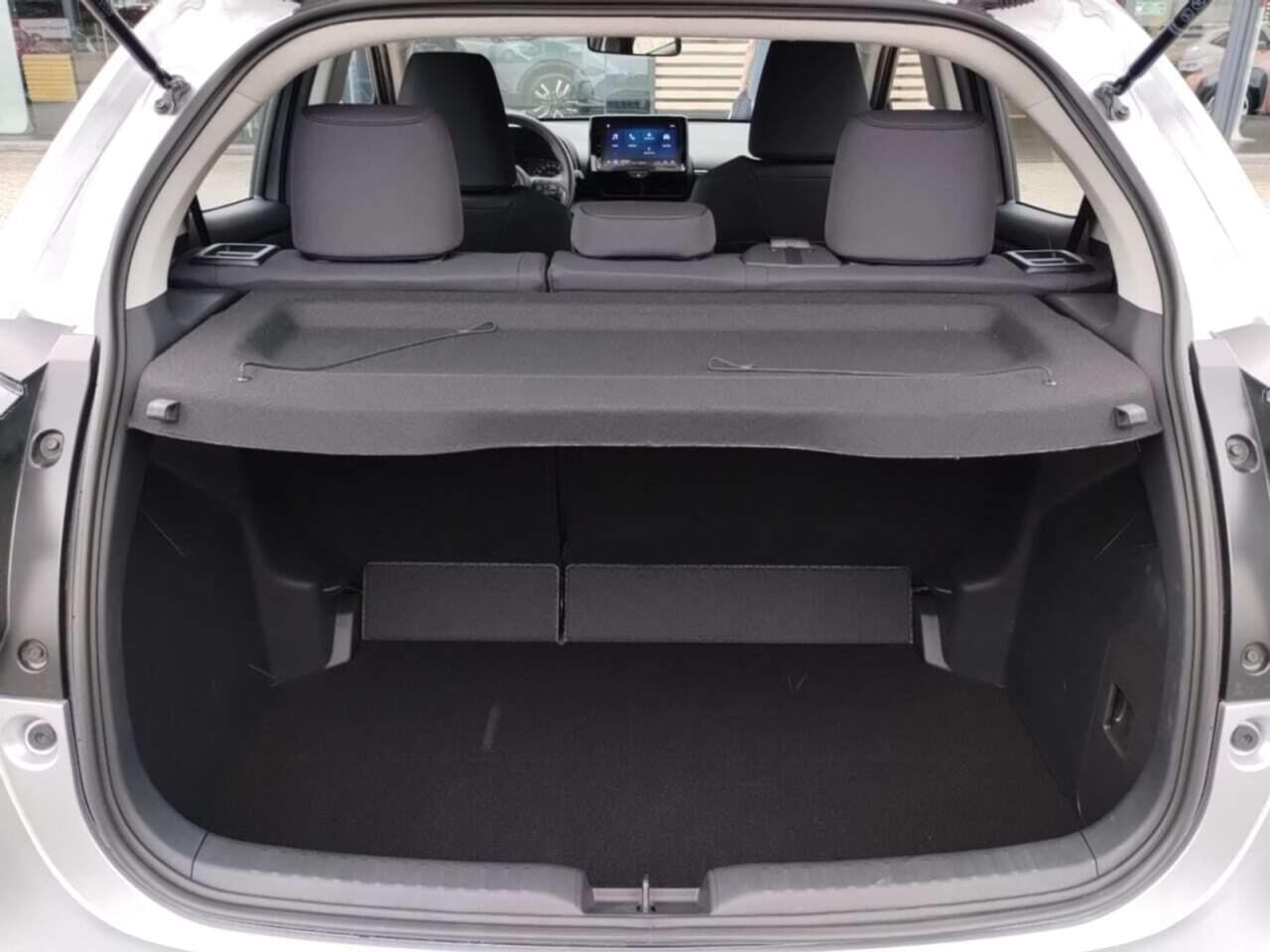 TOYOTA YARIS 1.5 Hybrid 115 Comfort photo