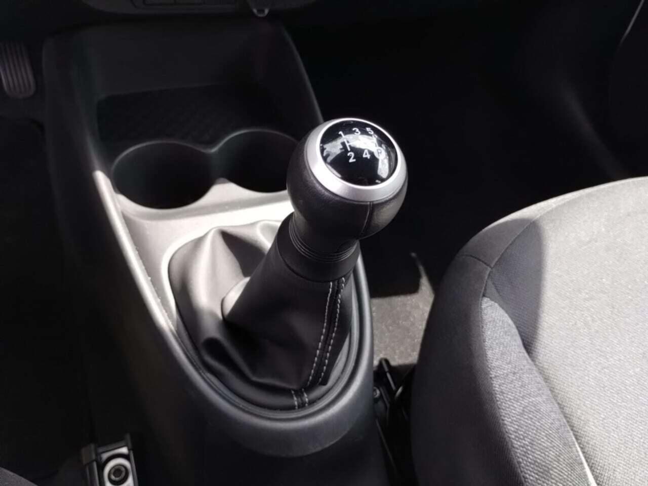 TOYOTA Aygo X 1.0 VVT-i MT Play photo