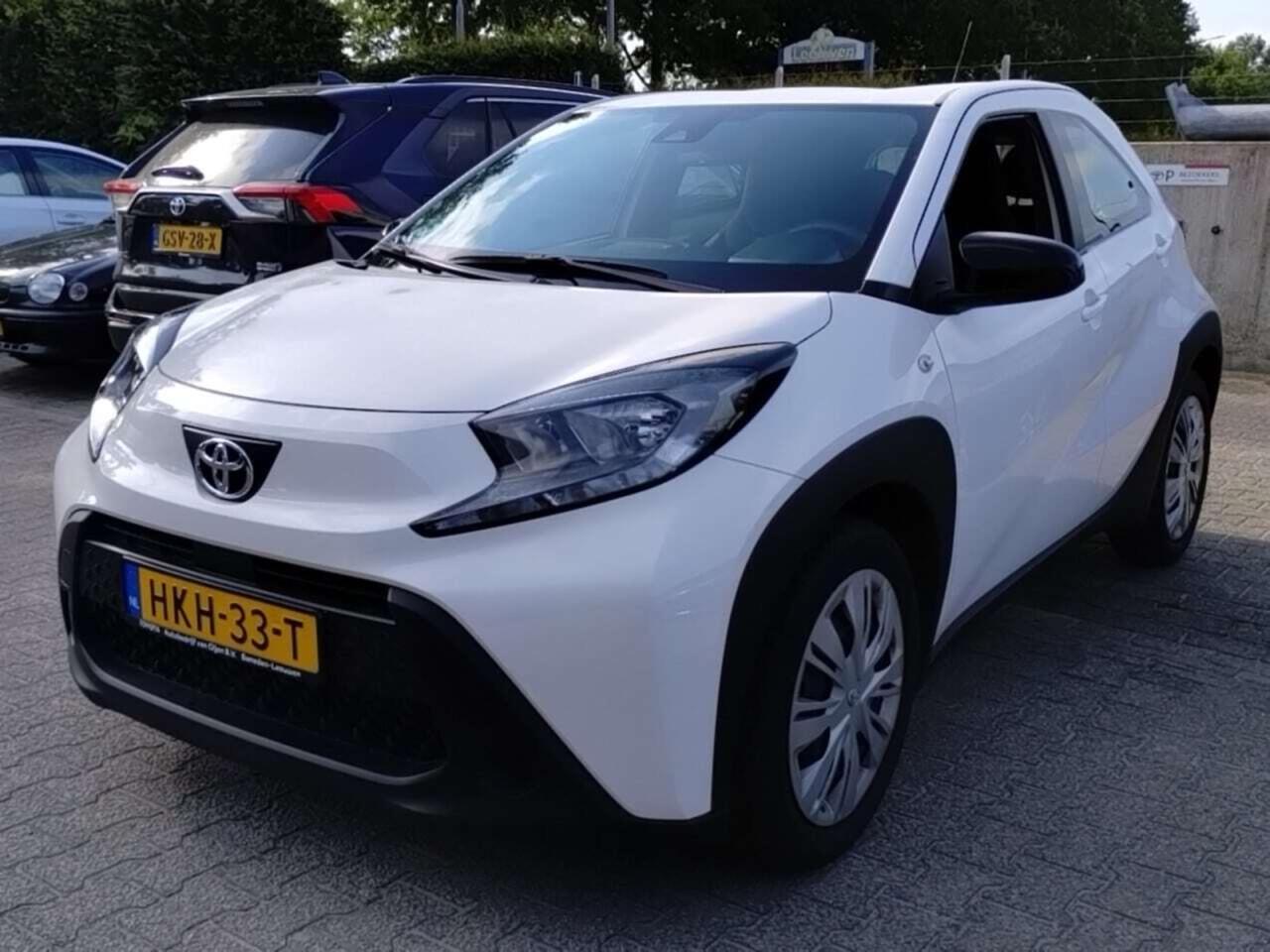 TOYOTA Aygo X 1.0 VVT-i MT Play