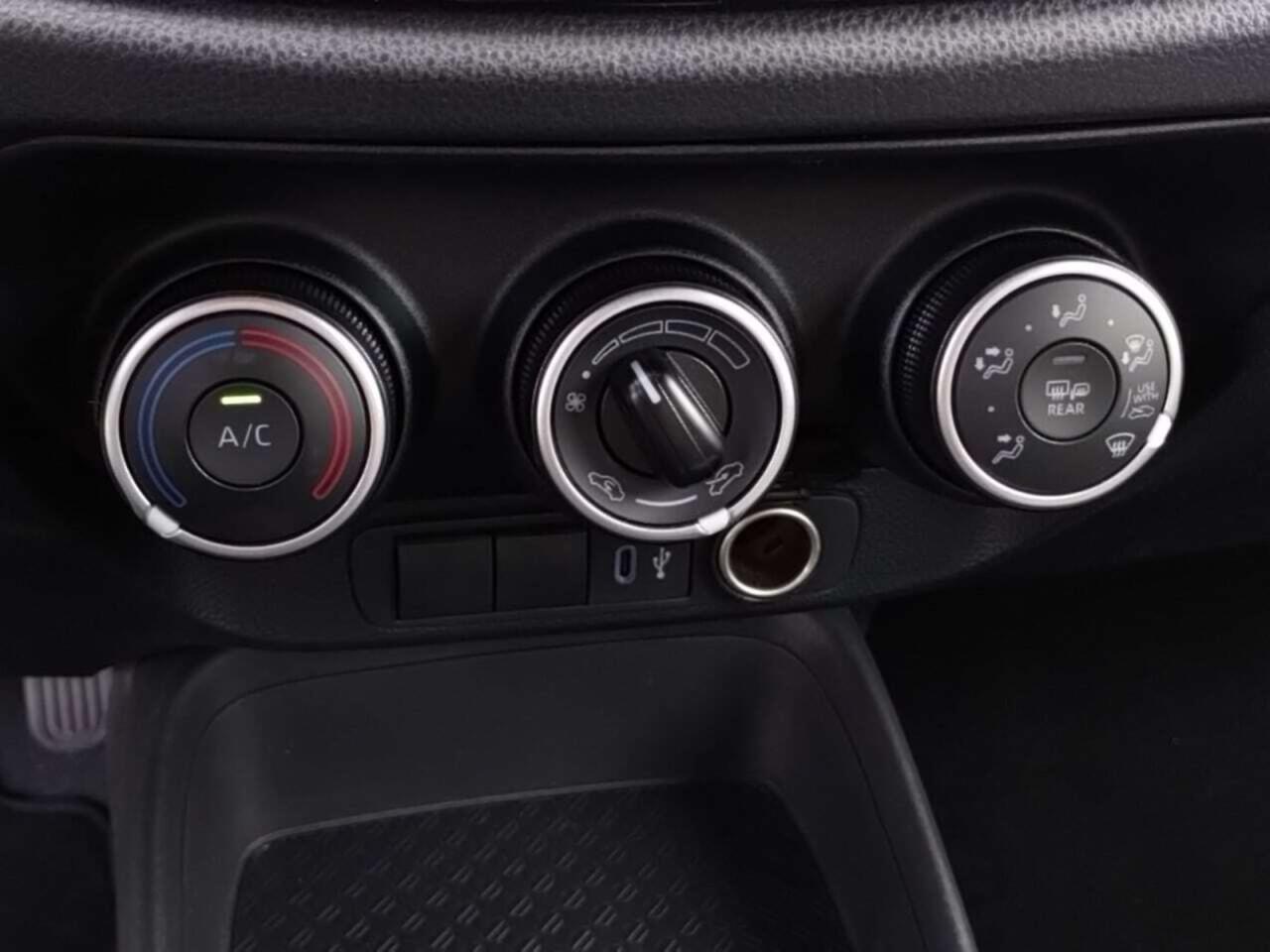 TOYOTA Aygo X 1.0 VVT-i MT Play photo