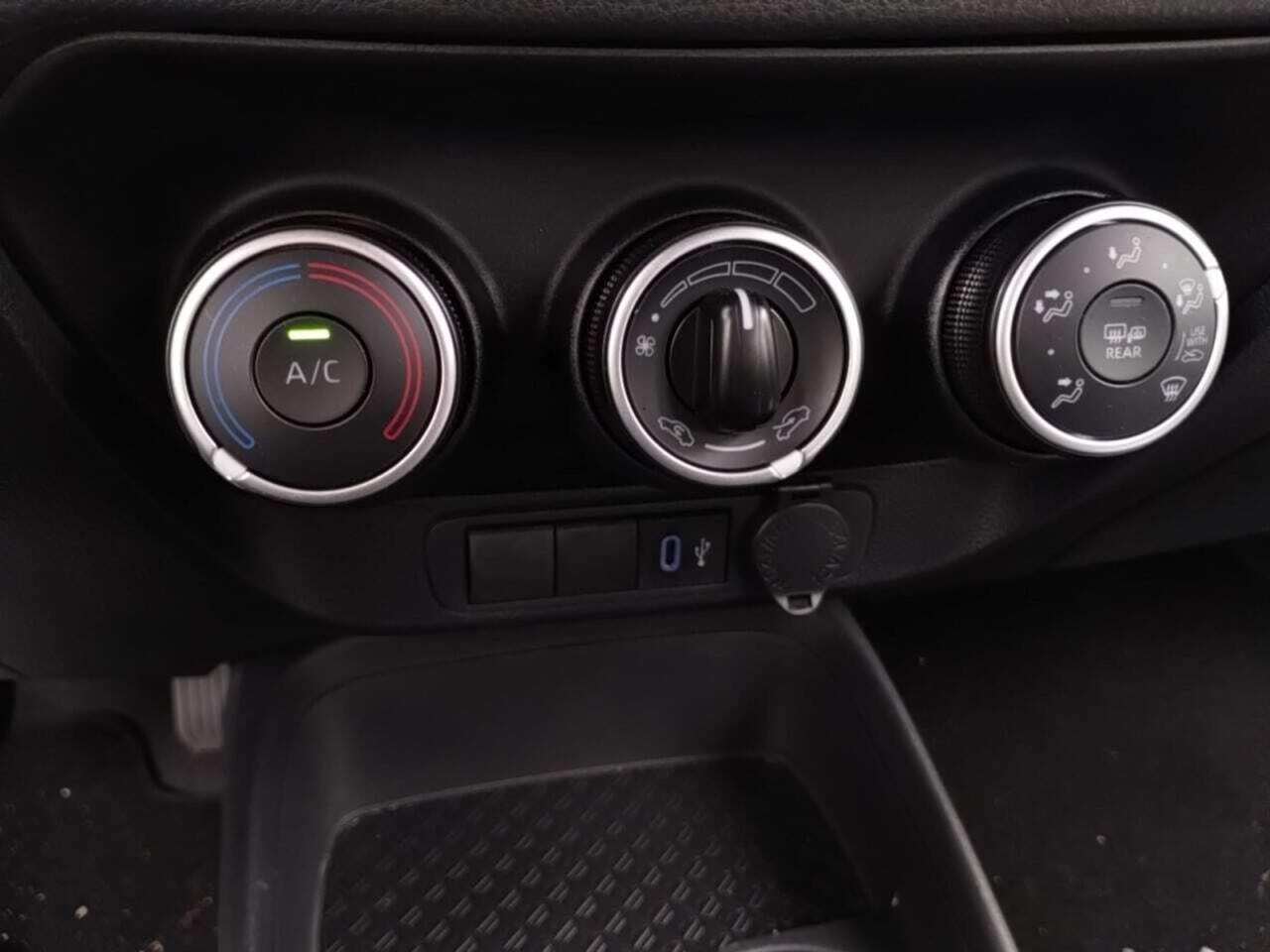 TOYOTA Aygo X 1.0 VVT-i MT Play photo