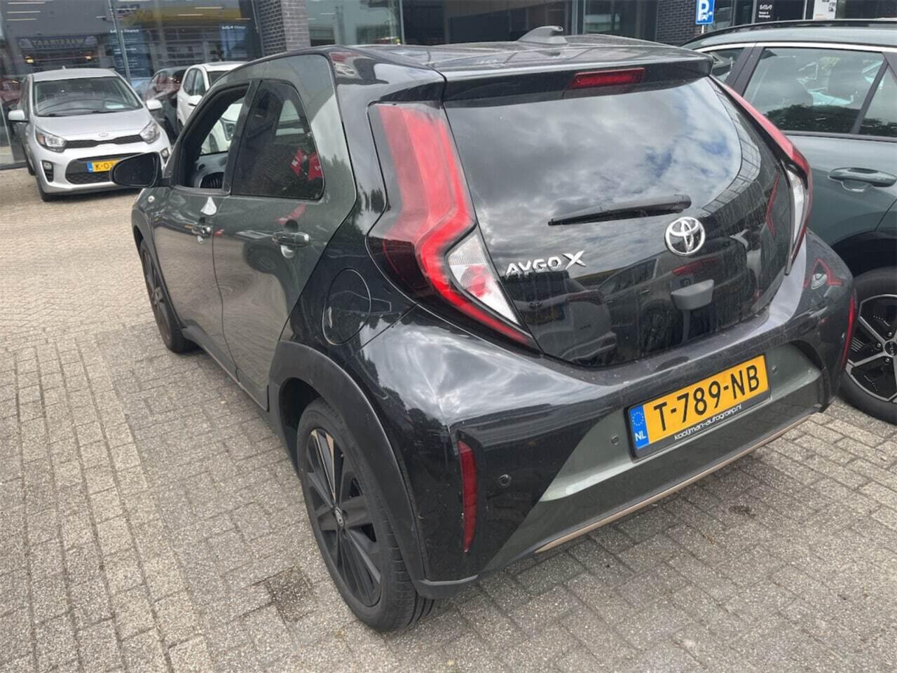 TOYOTA Aygo X 1.0 VVT-i S-CVT Premium photo