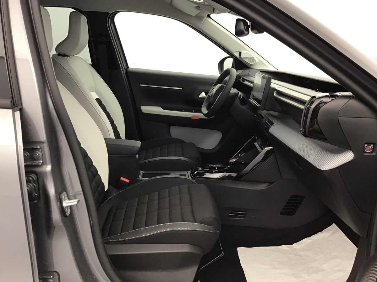 Citroen C3 Aircross MAX 1.2 Gasoline 147hp photo